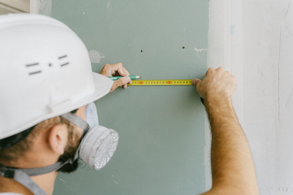Contractor Measuring