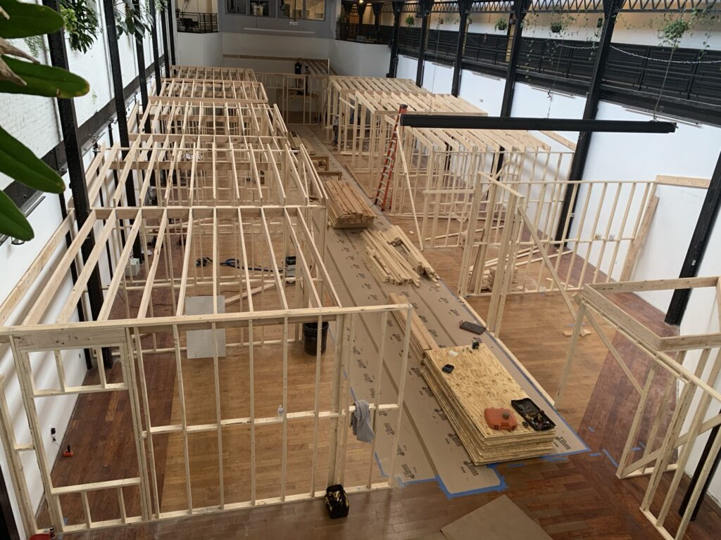 Constructing service