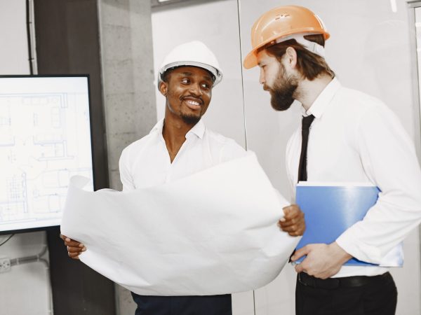 Can a general contractor manage an entire project